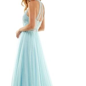 CITY STUDIO Womens Light Blue Gown with sequins size 8 excellent condition